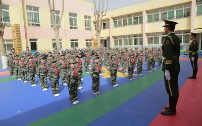 雏鹰展翅 小兵亮相--济南市七里山幼儿园爱国主义红色教育活动风采